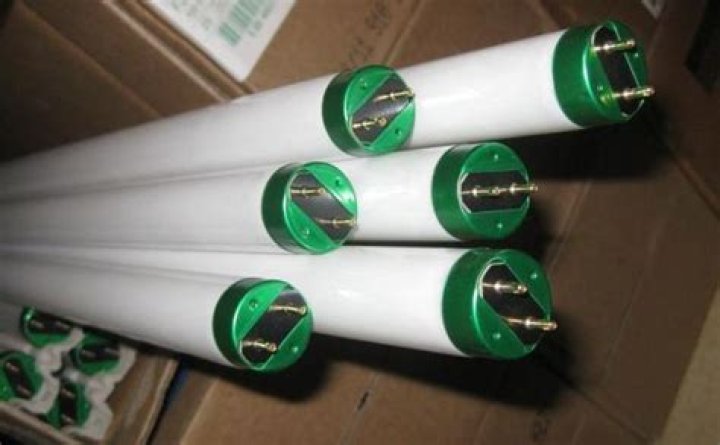 Can I recycle fluorescent bulbs at Home Depot