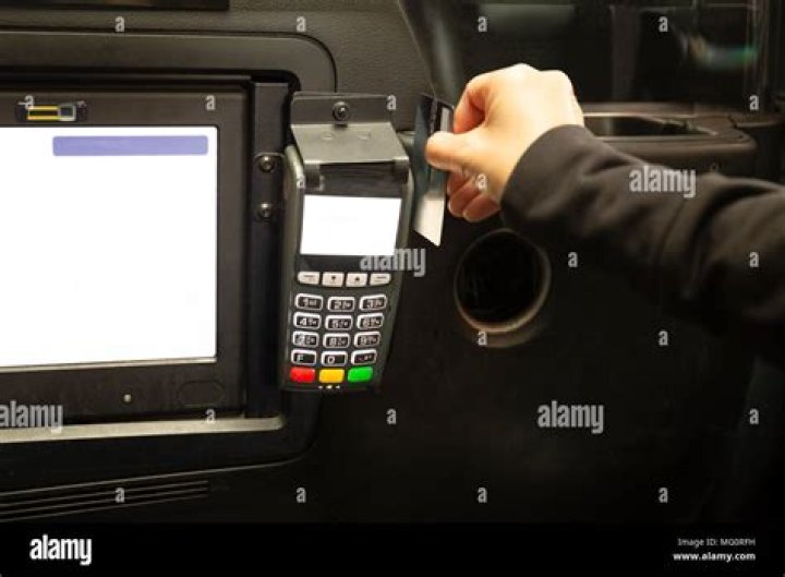 Do Los Angeles taxis take credit cards