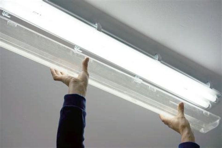 How do you replace a recessed fluorescent light fixture