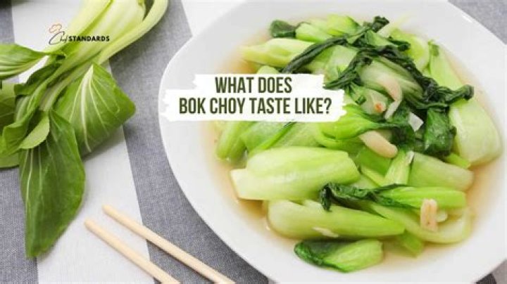 What does bok choy taste like