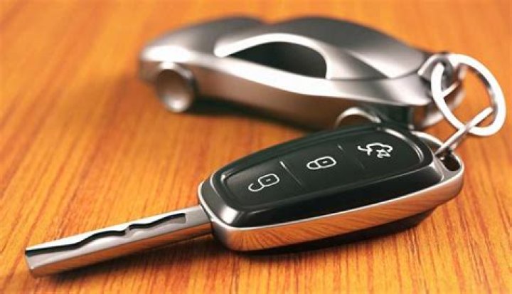 What is a car key fob