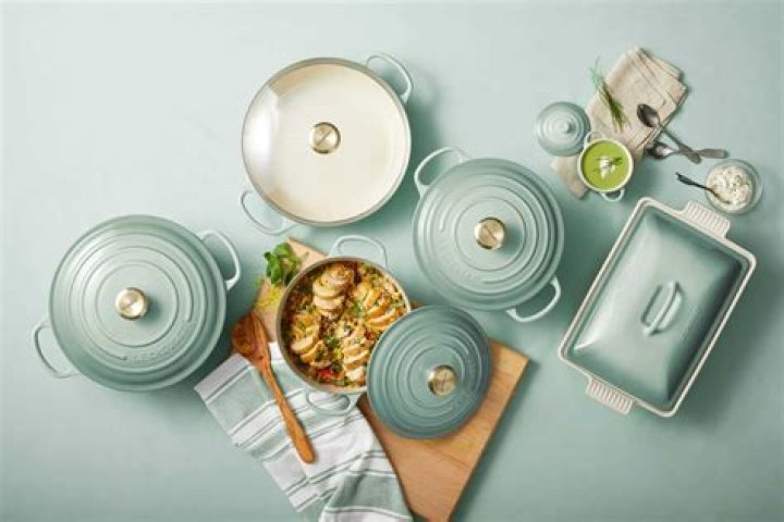 What is Le Creuset second choix