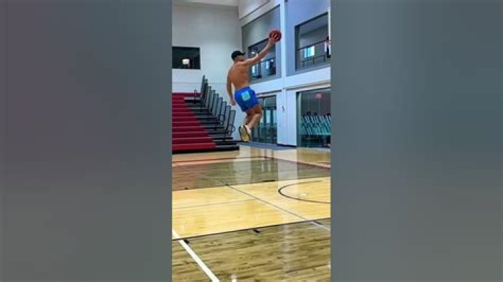 What is the longest dunk
